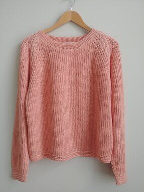 Cymbrion pink sweater cableknit detail fits like Large